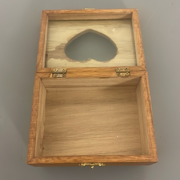 Jewelry Box - Picture 3 of 8